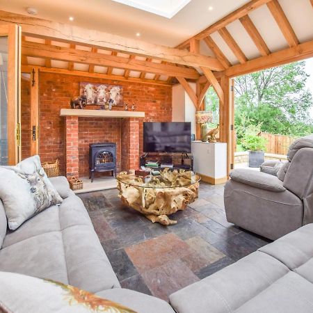 Hyde Tyning Cottage Minchinhampton Exterior photo