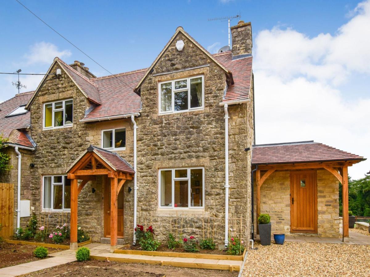 Hyde Tyning Cottage Minchinhampton Exterior photo