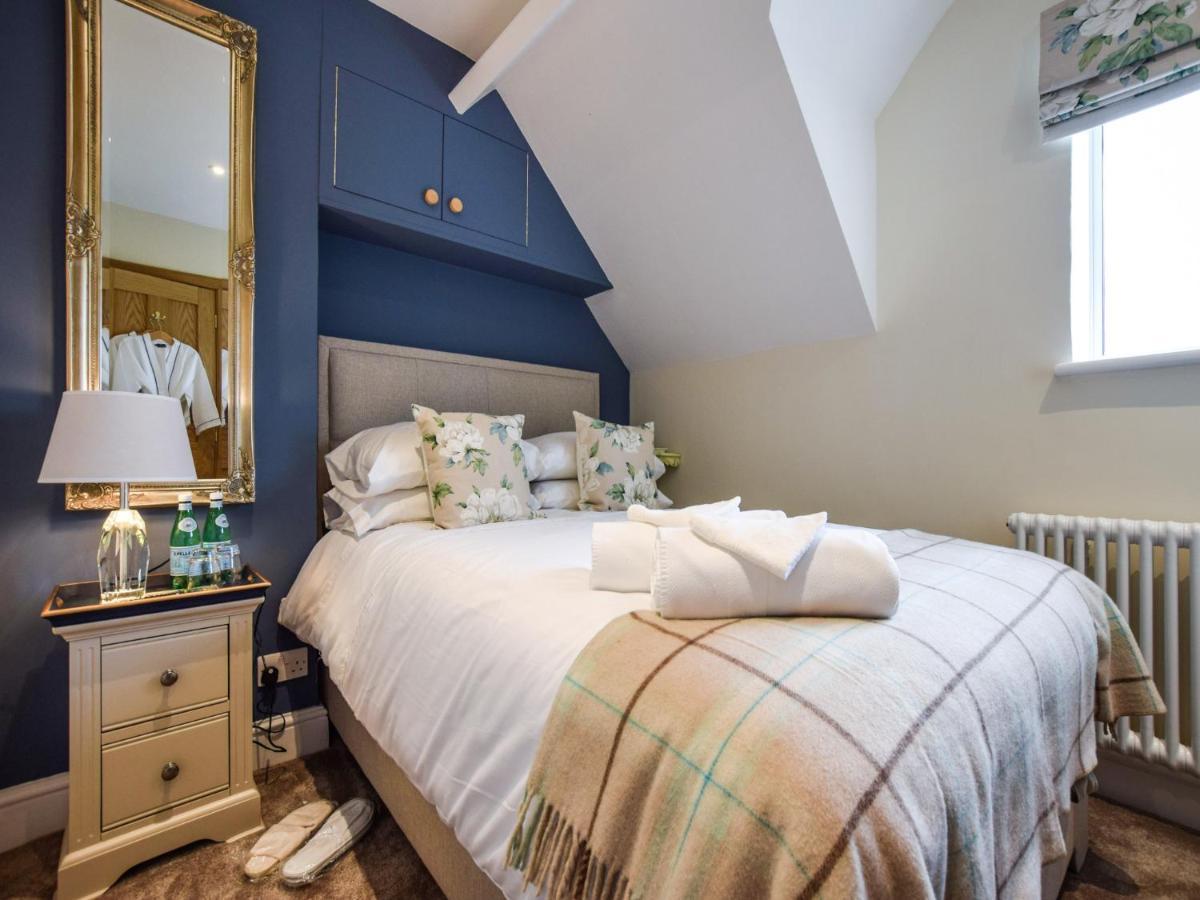 Hyde Tyning Cottage Minchinhampton Exterior photo